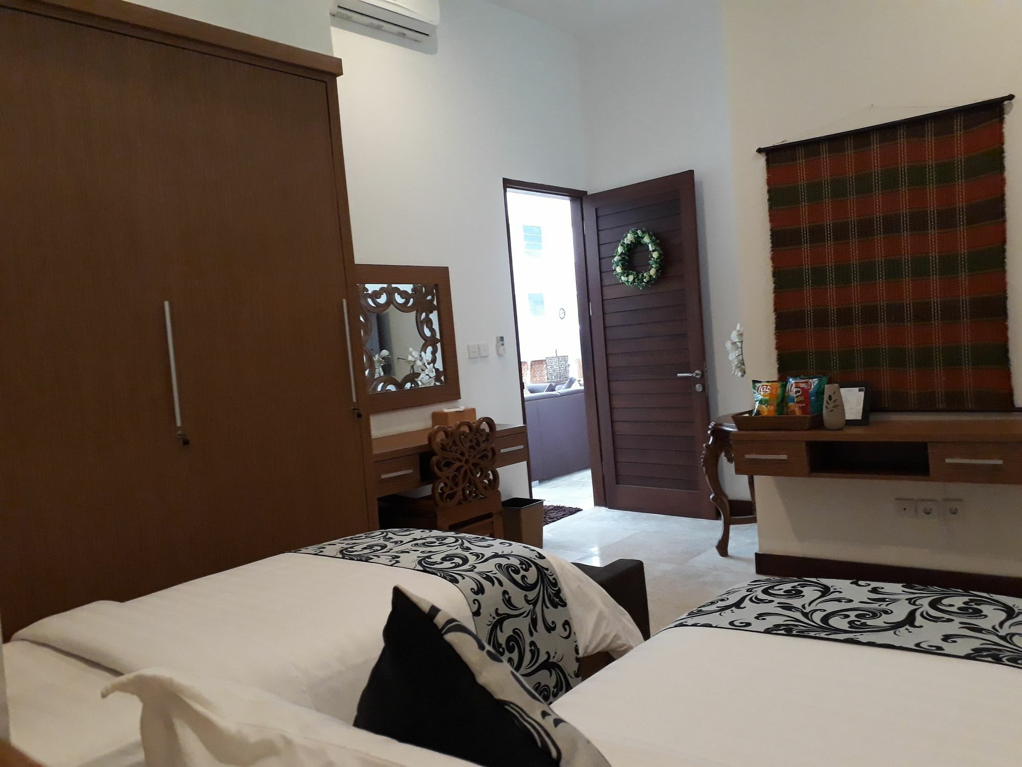 Narvik Villa Lombok Eksteriør bilde