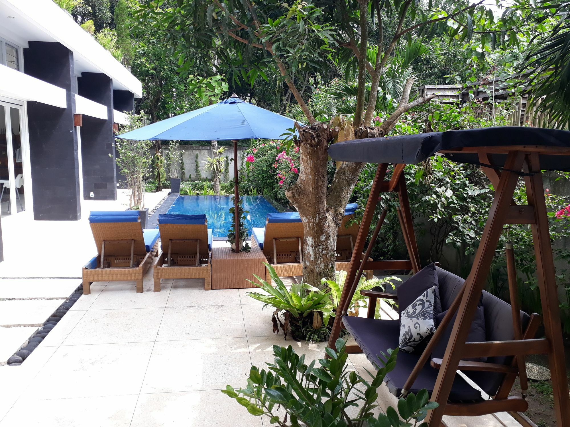 Narvik Villa Lombok Eksteriør bilde